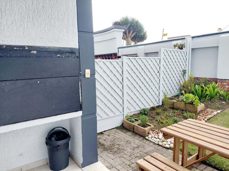 3 Bedroom Property for Sale in Reebok Western Cape